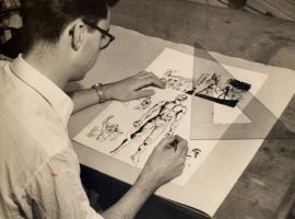 Moya em sua prancheta faz a arte final da sua adaptação para os quadrinhos do romance “A Marcha”, publicada pela Ebal.